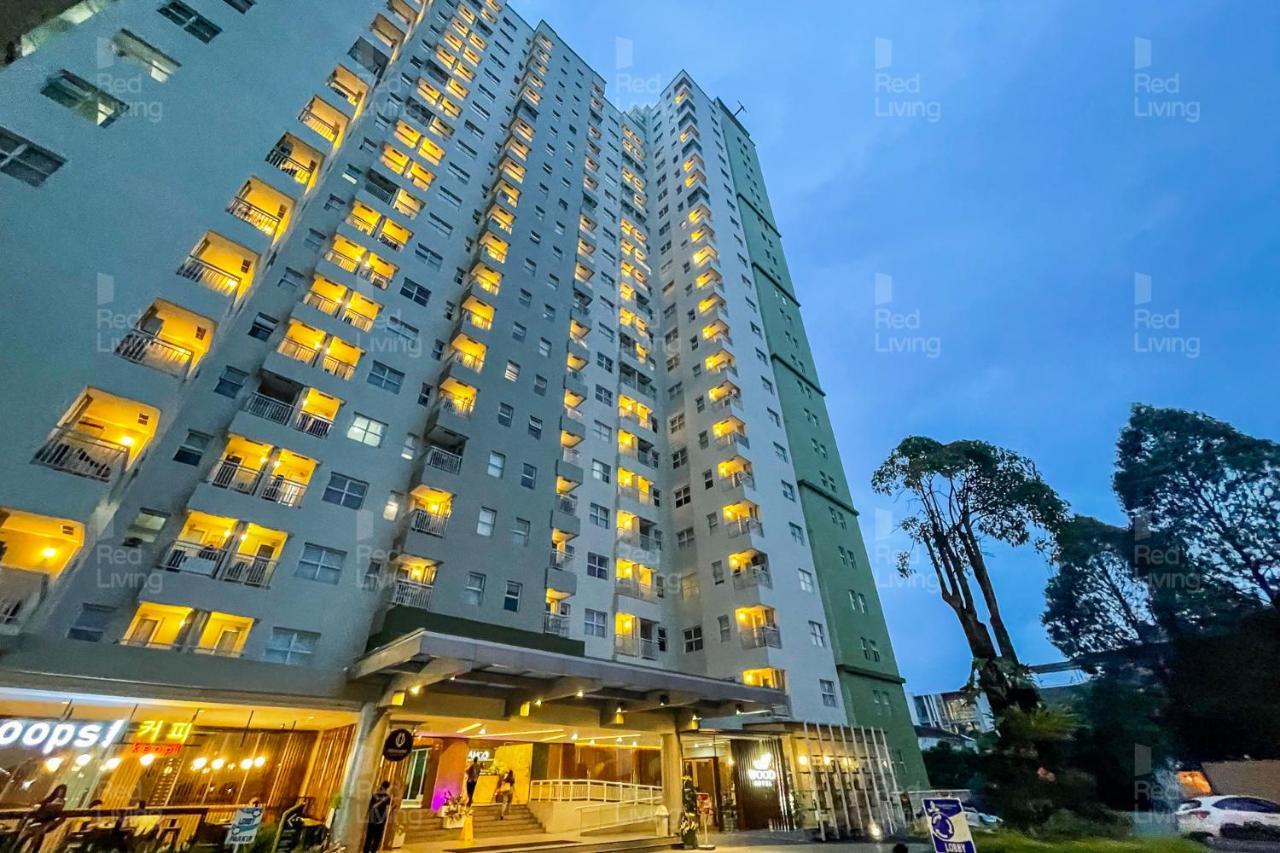 Redliving Apartemen Parahyangan Residence - Anton Rooms Bandung Eksteriør bilde