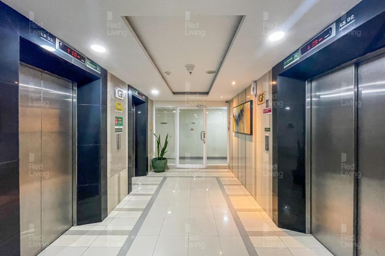 Redliving Apartemen Parahyangan Residence - Anton Rooms Bandung Eksteriør bilde